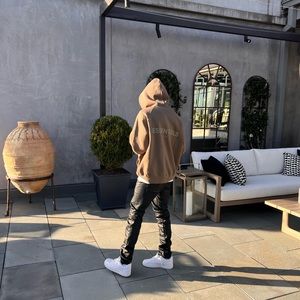 Meet your Posher, Colin